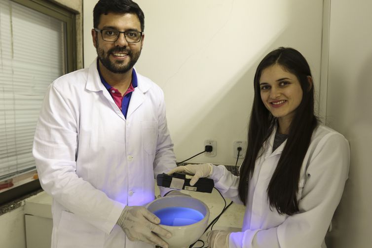 Pesquisadores da UnB desenvolvem biofertilizante - Marcello Casal Jr:Agência Brasil